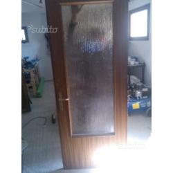 Porte usate in legno color mogano