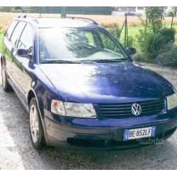 VOLKSWAGEN Passat 5ª serie - 1999