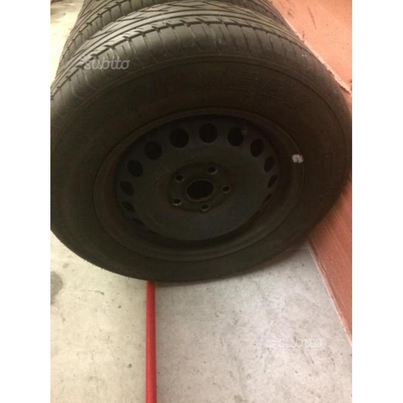 Cerchi è gomme Volkswagen da 15
