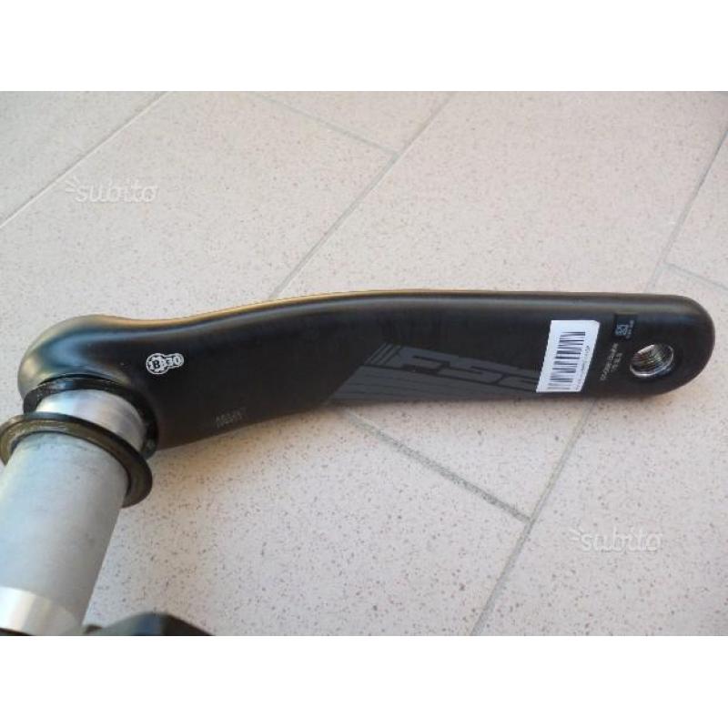 Guarnitura fsa in carbonio