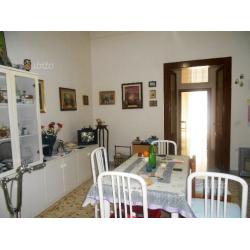 Appartamento con rendita in centro storico