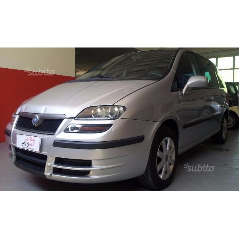FIAT Ulysse 2.2 JTD Dynamic