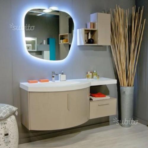 Mobile bagno sospeso completo