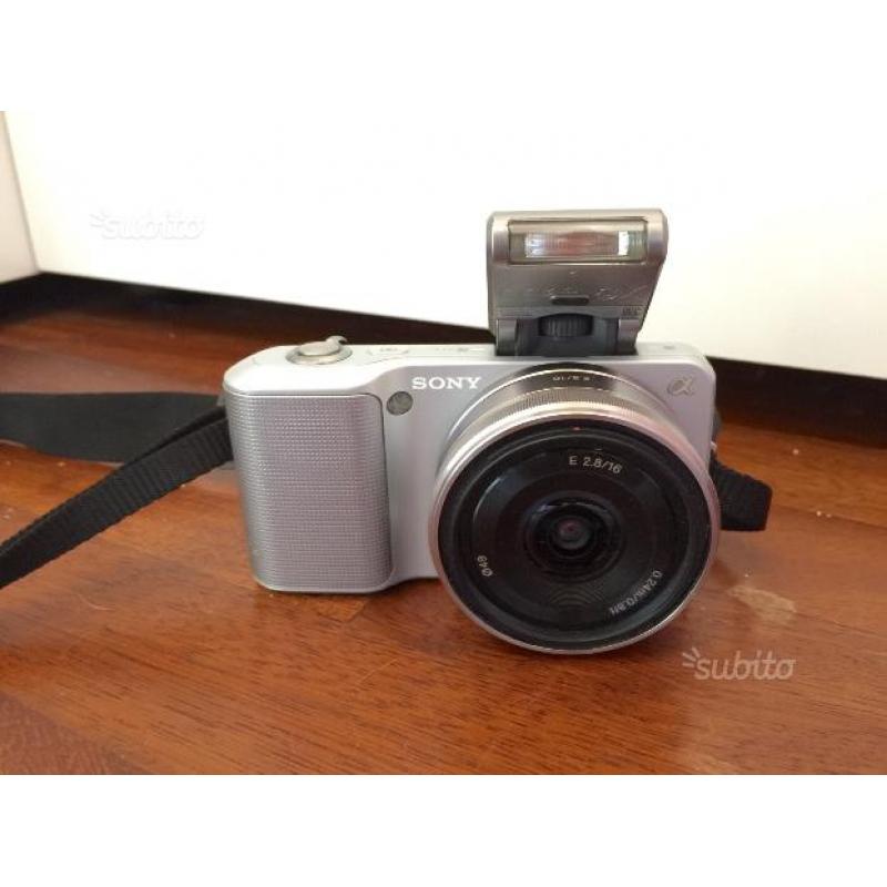 Sony AlphaNEX-3+Obiettivo+Flash+Batteria+Caricabat