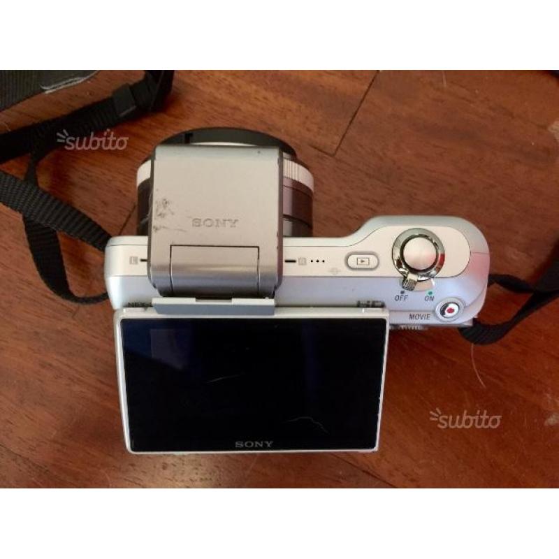 Sony AlphaNEX-3+Obiettivo+Flash+Batteria+Caricabat