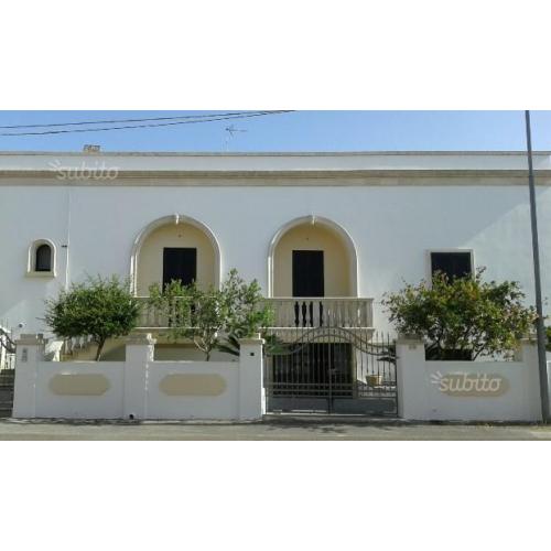 Castro Marina Agosto libero Villetta indip 7 posti