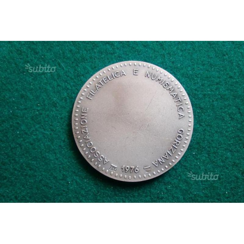 M62 - 2 medaglie XXX Assoc. Fil. Num. Goriziana