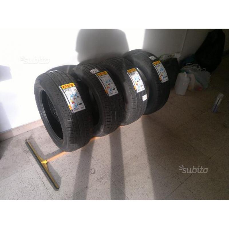 4 Gomme NUOVE Pirelli comprese di mont. e equilibr