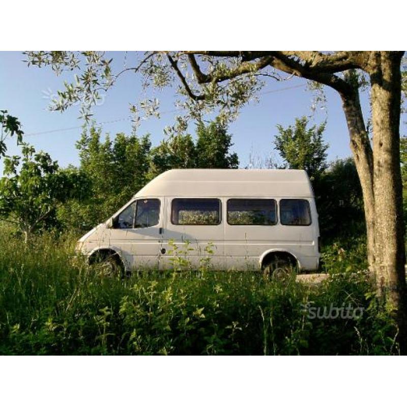 Prezzo ridotto - Ford Transit 1996 tetto alto