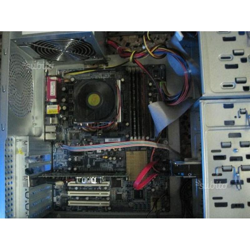 Pc fisso monitor 19"