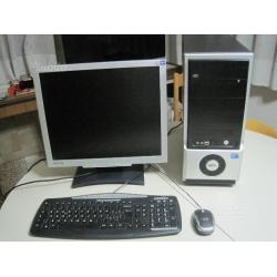 Pc fisso monitor 19"