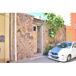 CASTELSARDO: Casa indipendente da ristrutturare