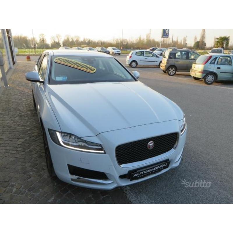 Jaguar XF PRESTIGE 3.0 D V6 AZIENDALE
