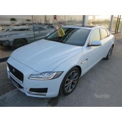 Jaguar XF PRESTIGE 3.0 D V6 AZIENDALE