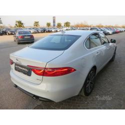 Jaguar XF PRESTIGE 3.0 D V6 AZIENDALE