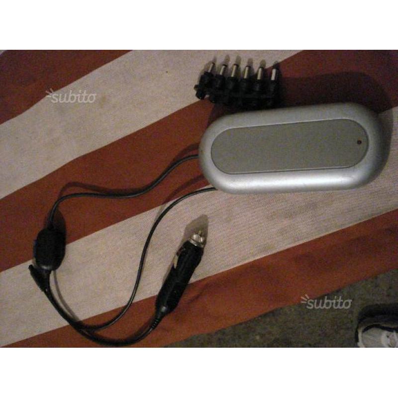 Alimentatore notebook da auto