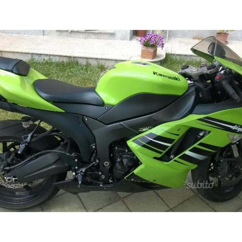 Kawasaki ninja zx6r depotenziata