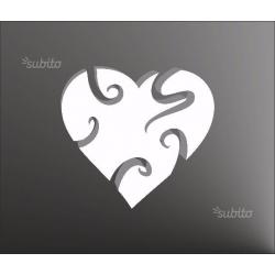 Cuore stilizzato adesivo 3d in plexiglass