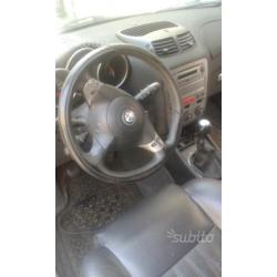 Alfa Romeo 147. j td 16v