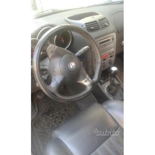 Alfa Romeo 147. j td 16v