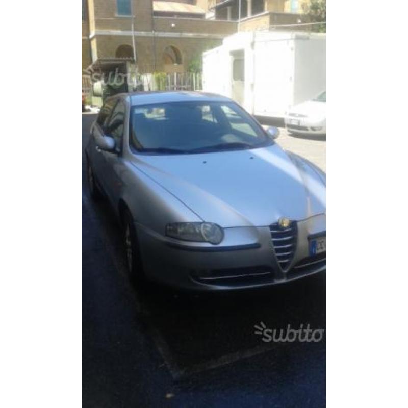 Alfa Romeo 147. j td 16v