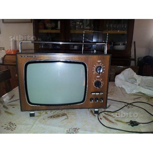 Televisore tv vintage Korting