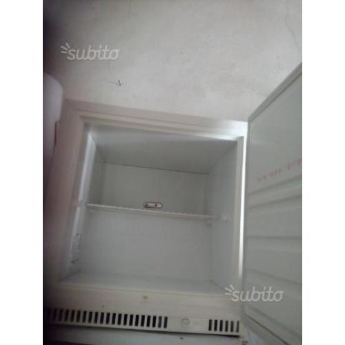 Frizer 2 piani