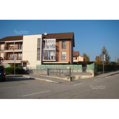 Box auto doppio 38 mq