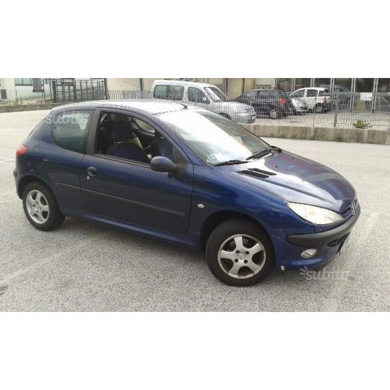 Peugeot 206 - 2002