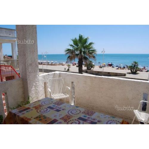 Metaponto Lido bilocale 10m dal mare