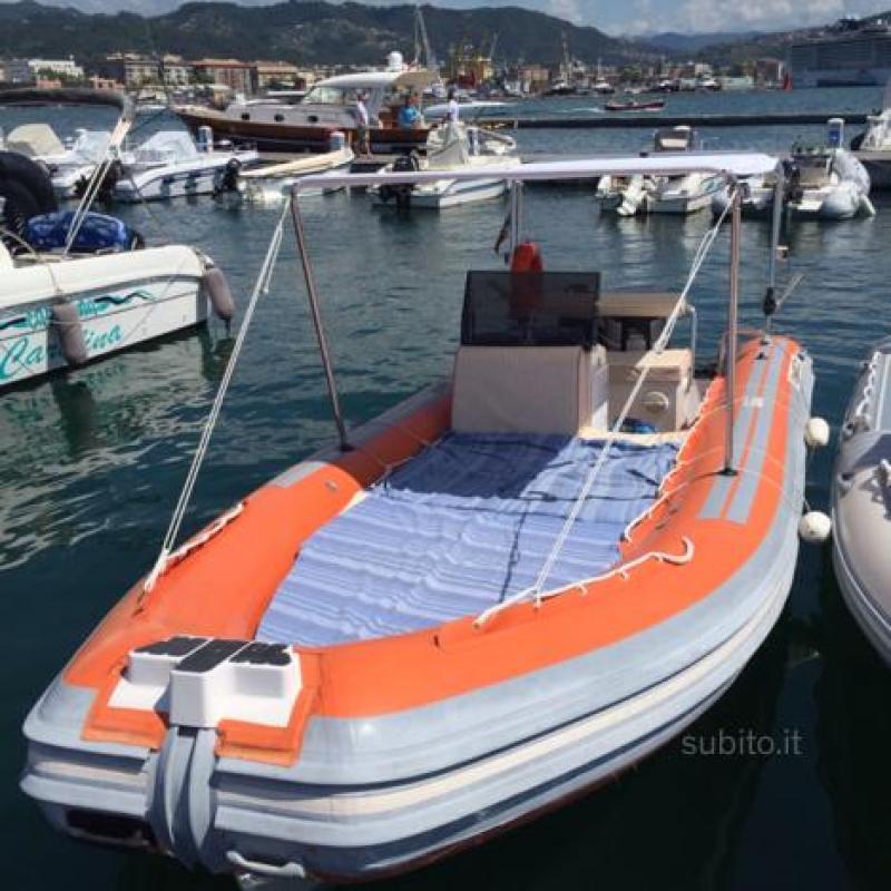 Gommone super accessoriato 7 mt gommorizzo