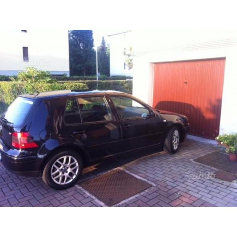 VOLKSWAGEN Golf 4ª serie - 2003