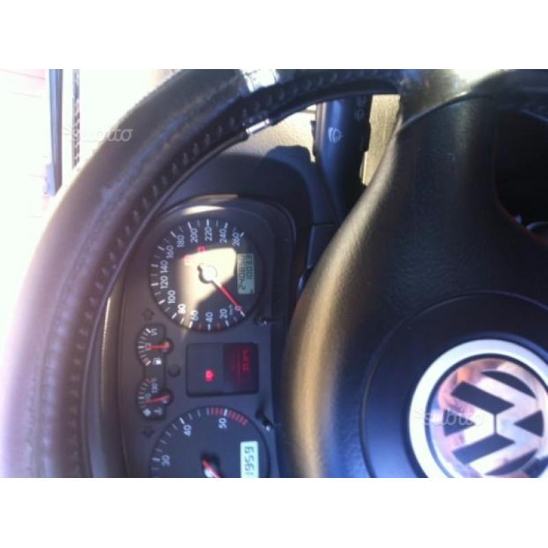 VOLKSWAGEN Golf 4ª serie - 2003