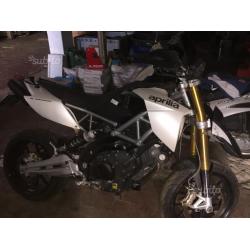 Aprilia Dorsoduro 750 - 2011