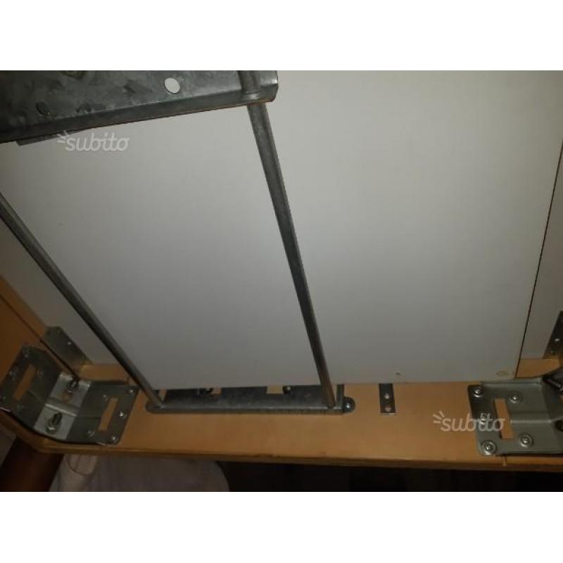 Tavolo con 4 sedie in legno di ciliegio