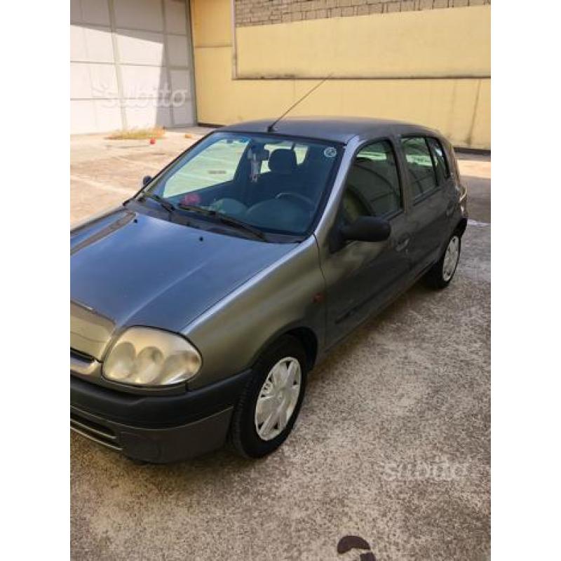 Renault Clio 1.2 2000