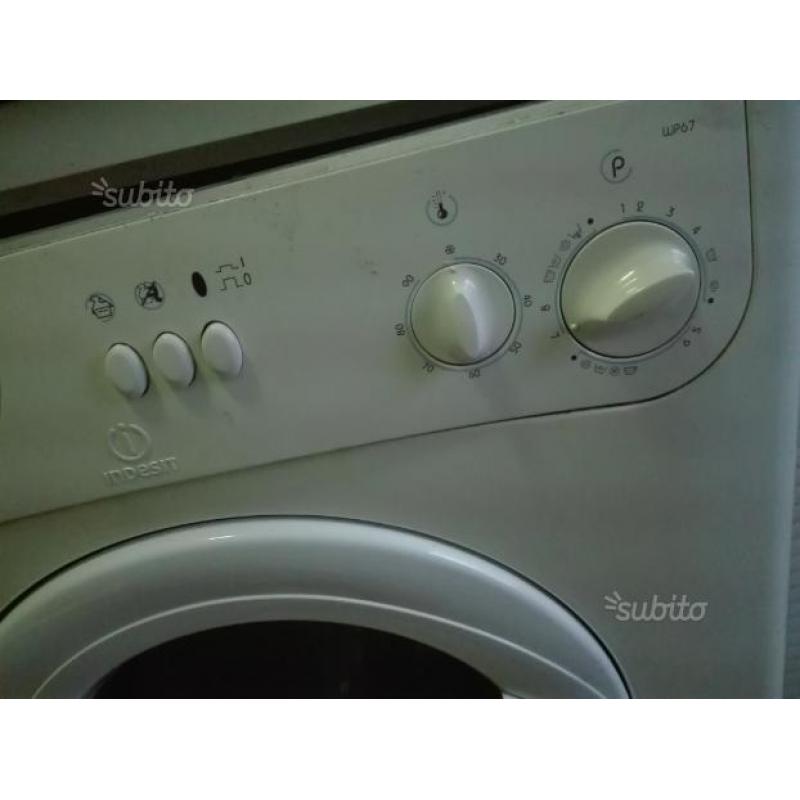 Motore Indesit WP 67