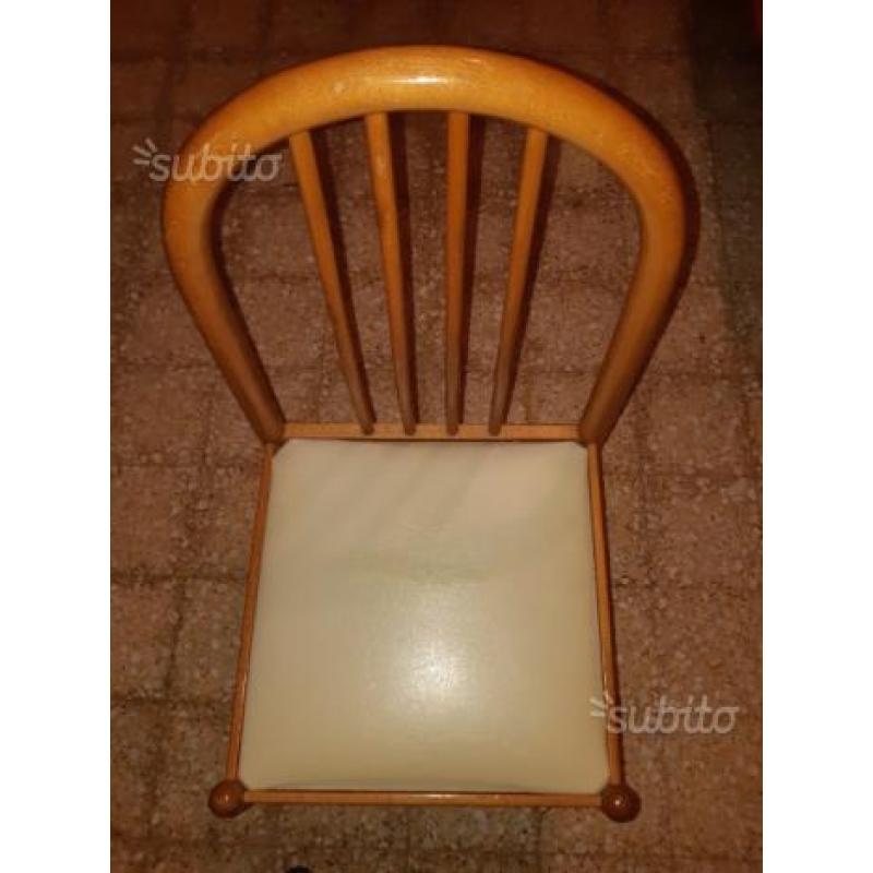 Tavolo con 4 sedie in legno di ciliegio