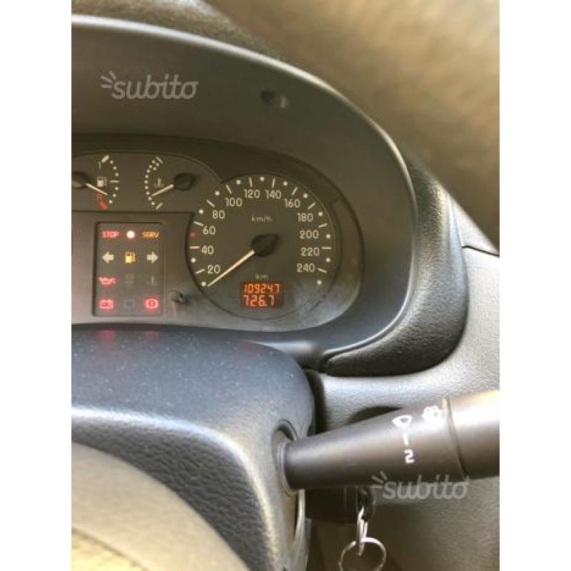 Renault Clio 1.2 2000