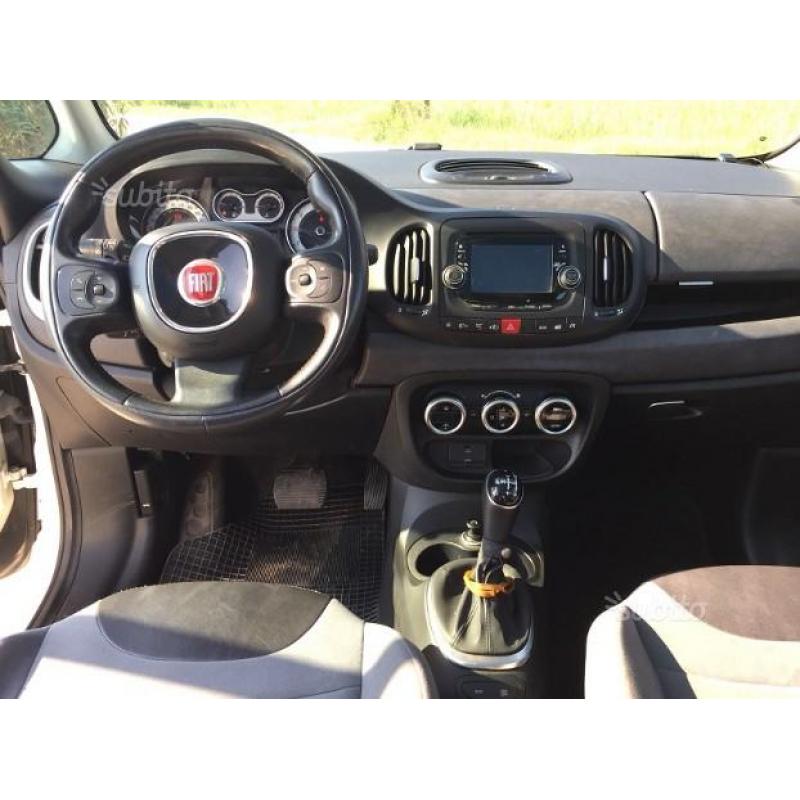 FIAT 500L Living