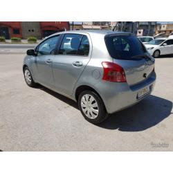 TOYOTA Yaris 1.3 5 porte M-MT Sol