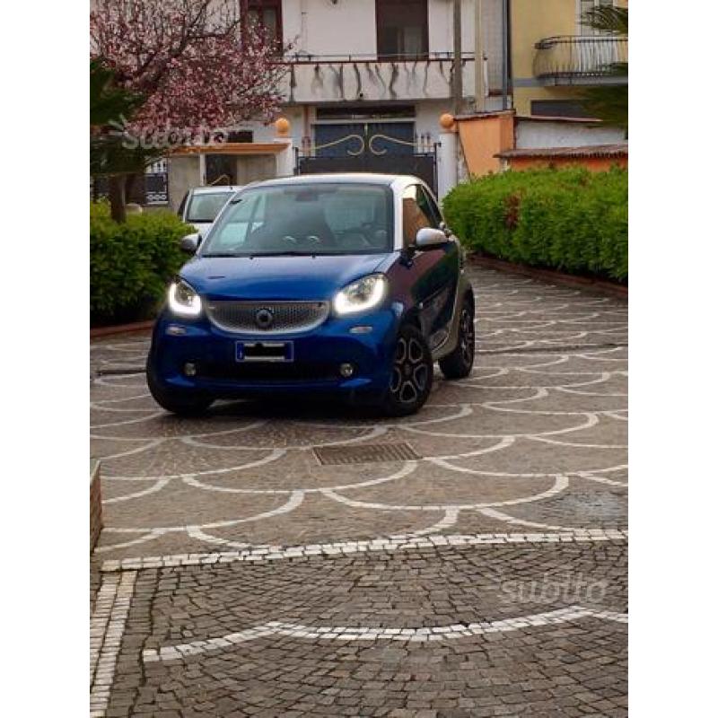 Smart 453