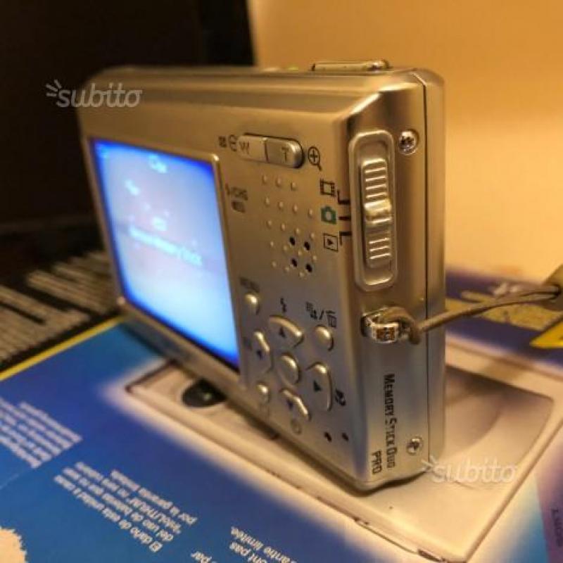 Fotocamera Sony DSCT1