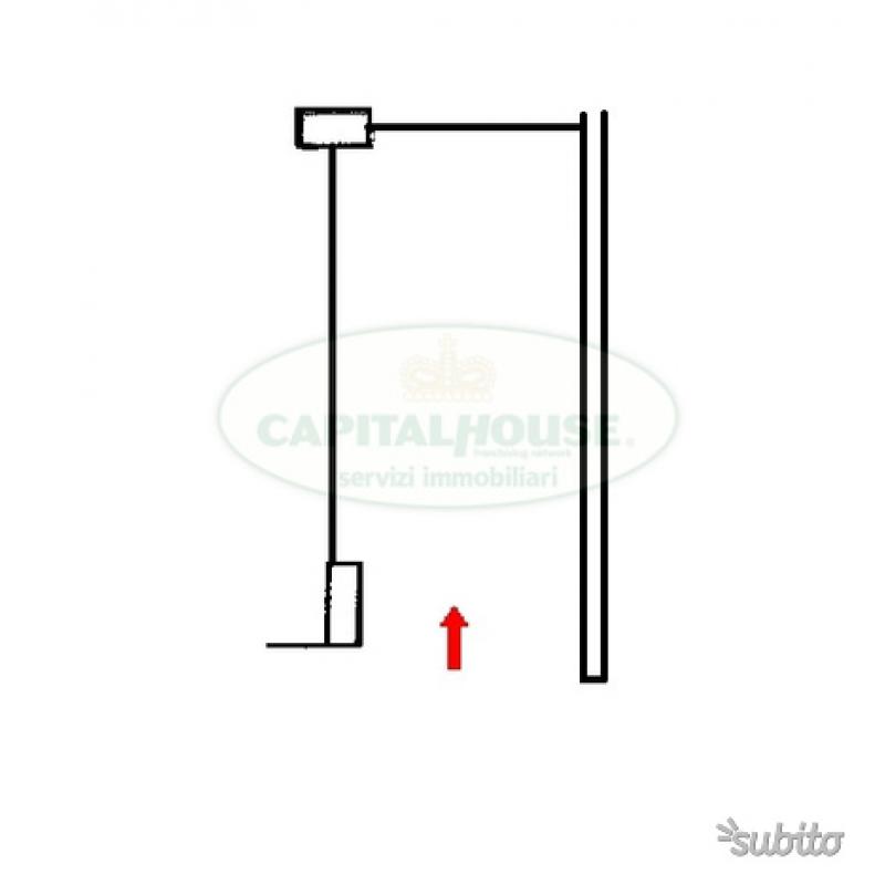 Posto auto coperto - Caserta