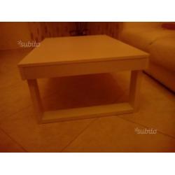 Tavolino nero in legno