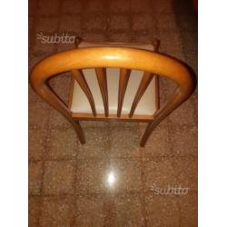 Tavolo con 4 sedie in legno di ciliegio
