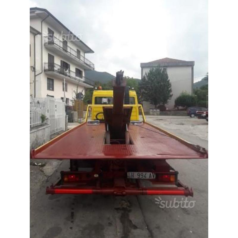 Carroattrezzi Iveco