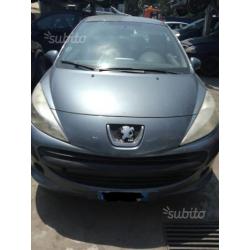 Peugeot 207 per ricambi