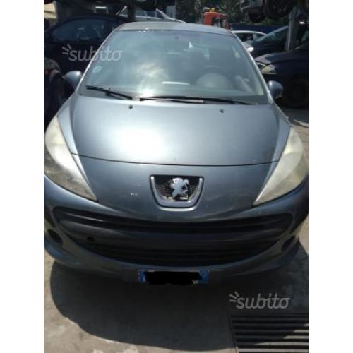 Peugeot 207 per ricambi