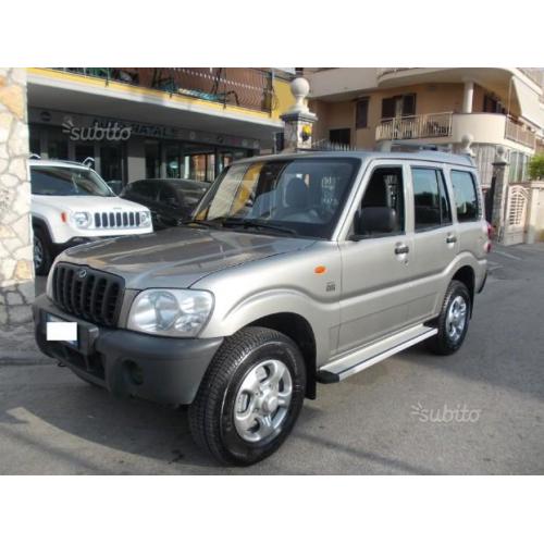 Mahindra goa 2.5 crde glx 4w autocarro